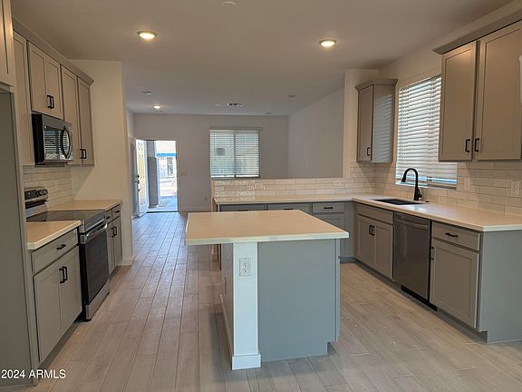 2nd image of 17065 W SELDON Lane