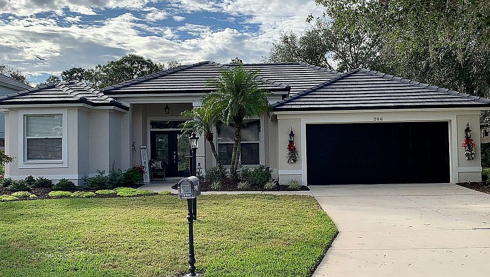1st image of 208 Park Trace Blvd