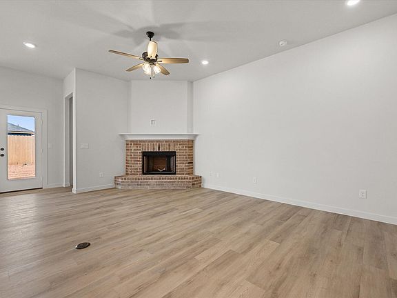 4th image of 2406 Abbeville Ave