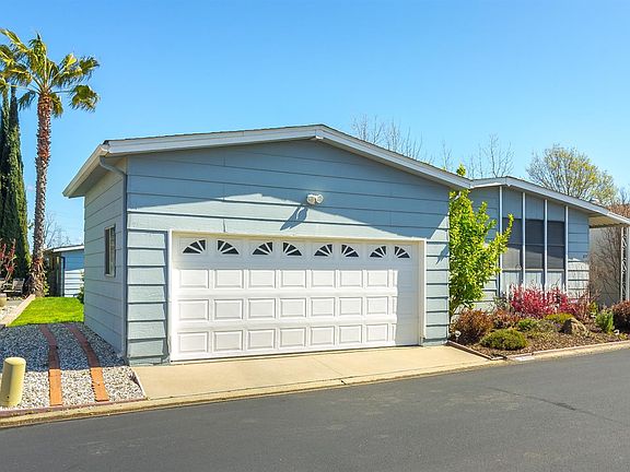 2nd image of 238 Lafayette Dr