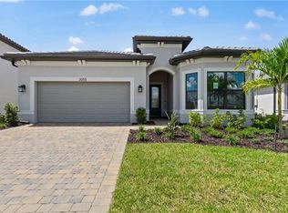 2055 Freemont Way, Naples, FL 34120