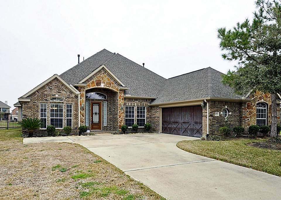 1st image of 10910 Wynfield Springs Dr