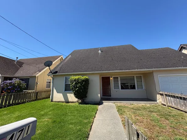471 3rd Ave, Rio Dell, CA 95562