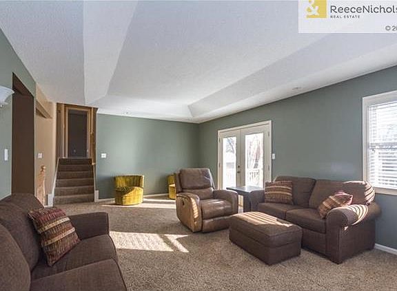 2nd image of 5337 Locust Ave