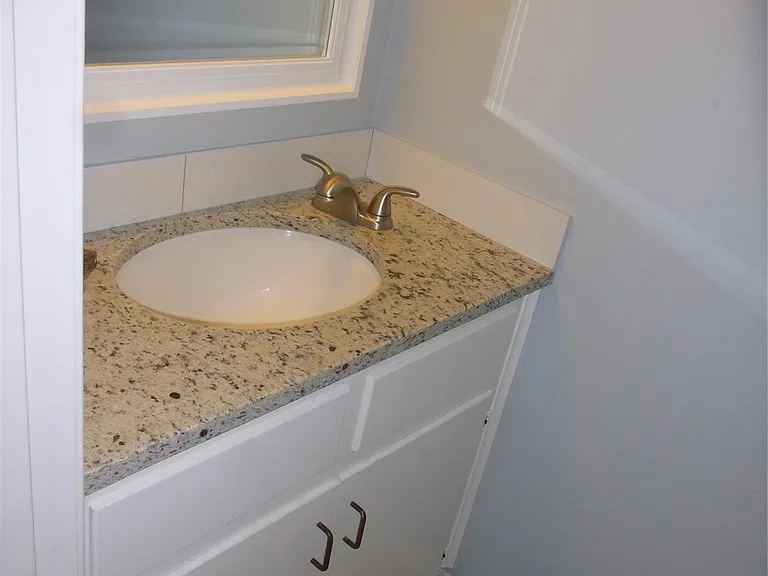 8410A Fathom Cir — Photo 36