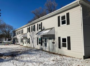 911 5th St #911, East Alton, IL