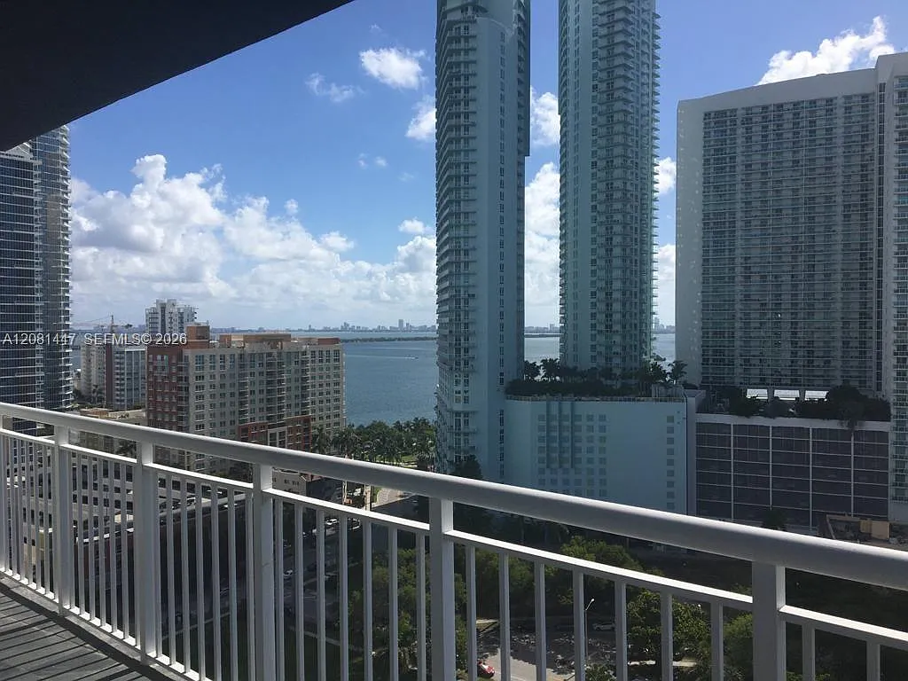 1800 Biscayne Plaza Condo — Photo 2