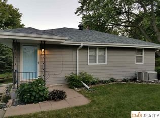 4622 N 55th St, Omaha, NE 68104