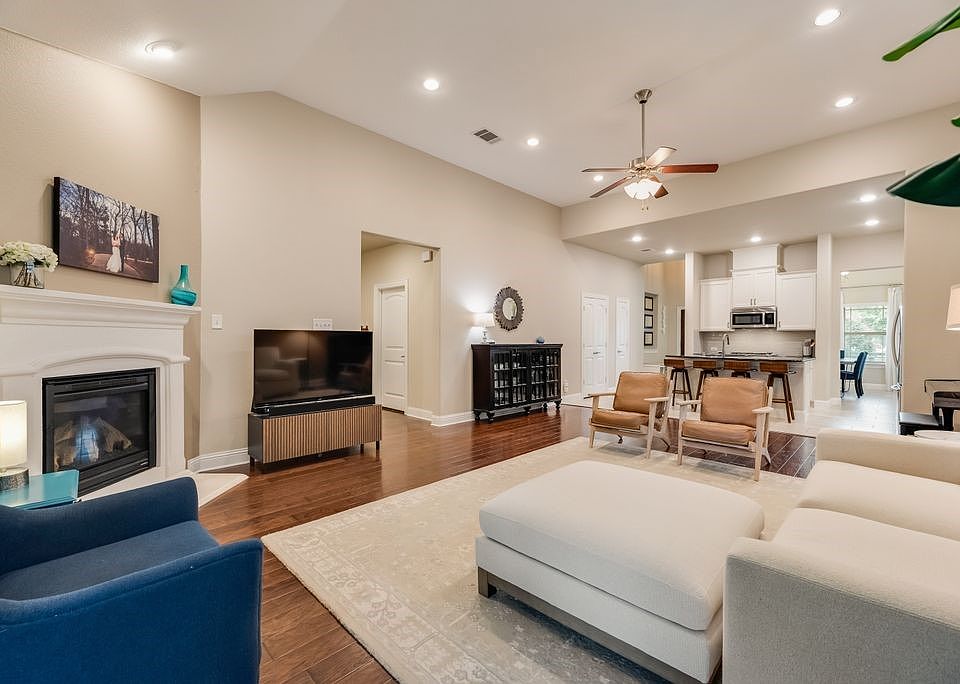 1st image of 5805 Zinnia Dr