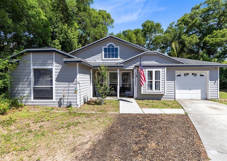 1st image of 601 Arlington Ct