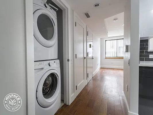 Rented by MySpaceNYC | media 10