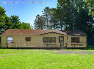 1422 Ridge Rd, Ypsilanti, MI 48198