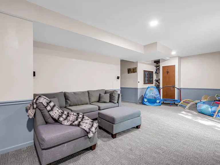 140 Ridgeview Dr — Photo 38