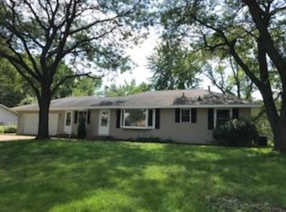 8318 Hemingway Ave S, Cottage Grove, MN 55016