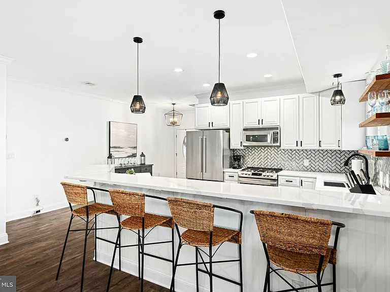 536 W Montgomery Ave — Photo 14