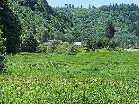 3rd image of 13353 Old Columbia River Hwy