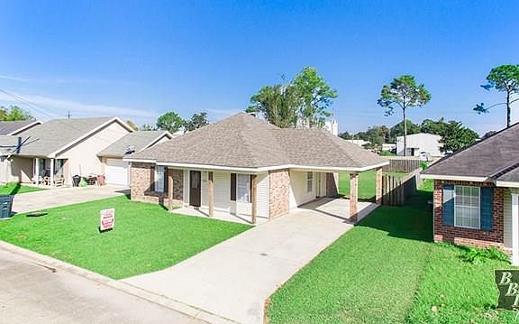 2nd image of 1113 Acadian Dr