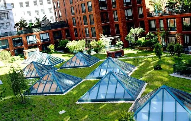 Rented by Luxus Manhattan Realty | media 36