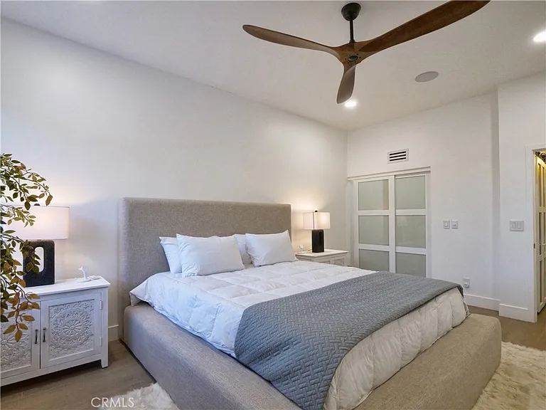 32551 Seacliff Dr — Photo 27