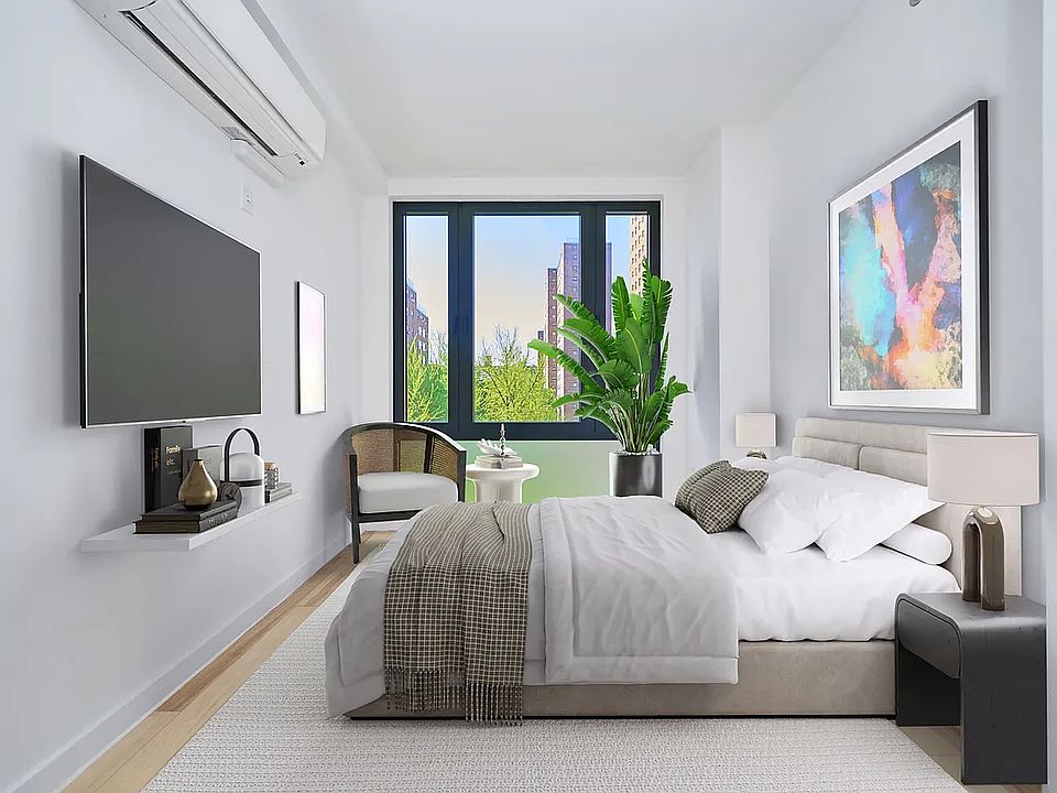 1st image of 63 W 104th St #603