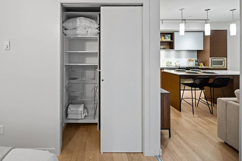 Victoria Apartment for rent - 1 Bedroom — photo 23