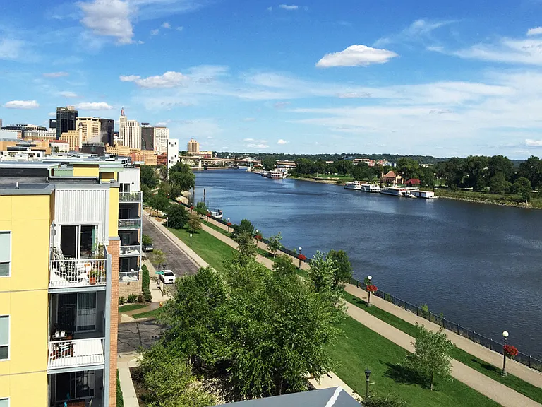 Riverview at Upper Landing — Photo 36