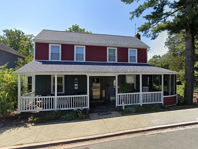 19 N Main St — Photo 3