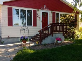 706 S 2nd St E, Malta, MT 59538