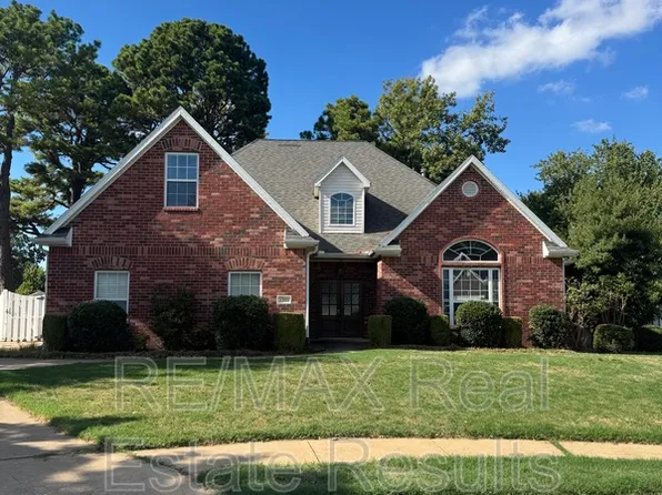 5300 S 44th Pl, Rogers, AR 72758
