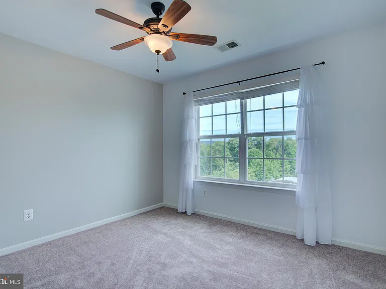 13481 Arcadian Dr — Photo 43