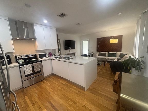 2nd image of 1091 NW 59th St