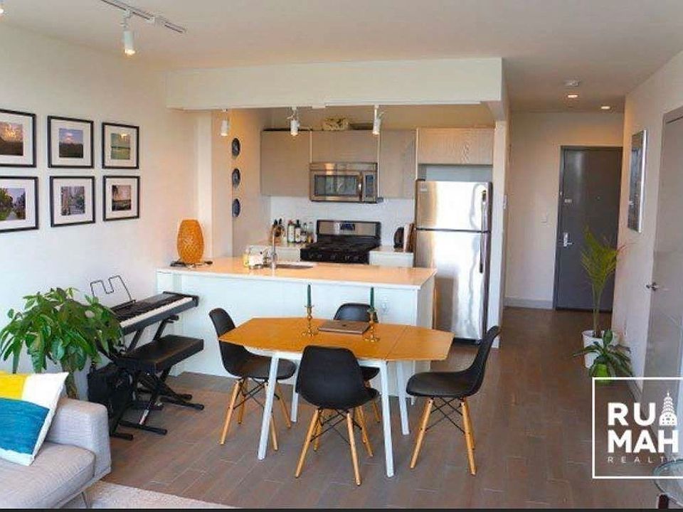1st image of 812 Myrtle Ave #44