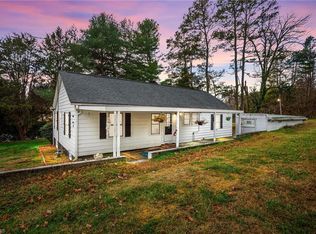 154 Clearview St, Lexington, NC 27295