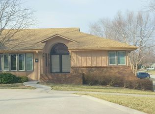 1602 17th St, Auburn, NE 68305
