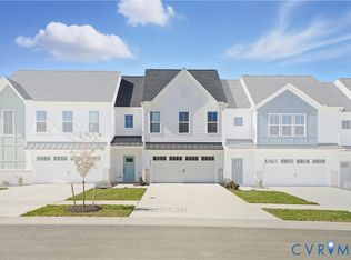 6812 Sunrise Oasis Ln, Midlothian, VA 23112