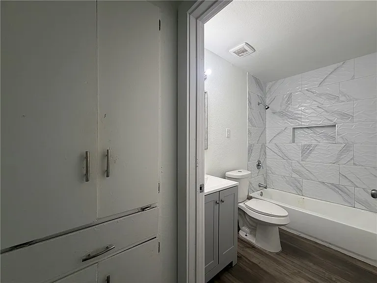 4942 Anthony St — Photo 12