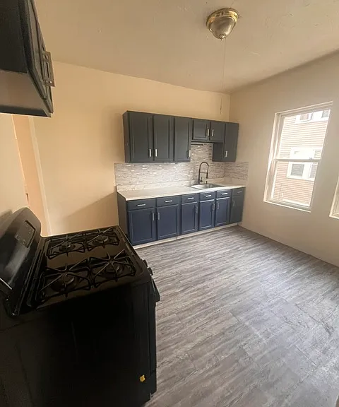 827 Hyde Park Ave #2 — Photo 5