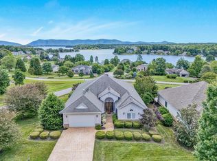 74 Montego Bay Dr, Moneta, VA 24121