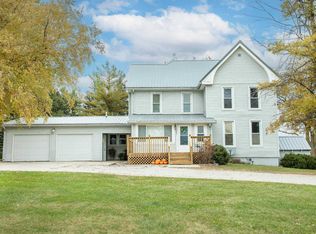 7207 E Tama Rd, La Porte City, IA 50651