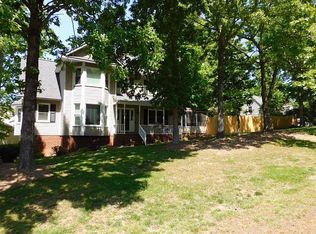 6900 Heathwood Ct, Kernersville, NC 27284