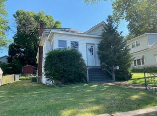 818 Spruce St, Alton, IL 62002