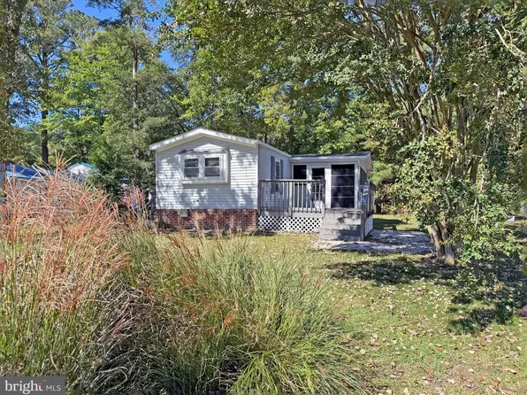 30947 Oakwood Rd, Ocean View, DE 19970