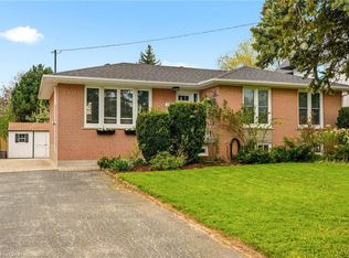 452 3rd Line, Oakville, ON L6L 4A5