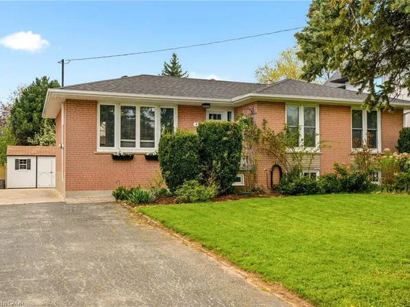 452 3rd Line, Oakville, ON L6L 4A5