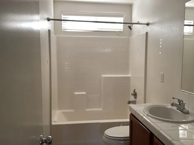 2620 Sparkling Water Ct — Photo 4