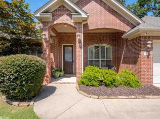 55 Hanna Ln, Little Rock, AR 72223