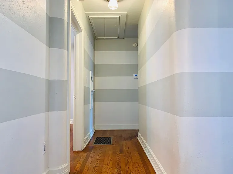 224 NW 32nd St — Photo 15