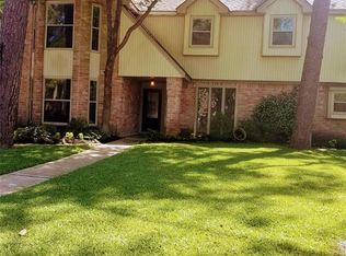 8207 Hollyleaf Dr, Spring, TX 77379