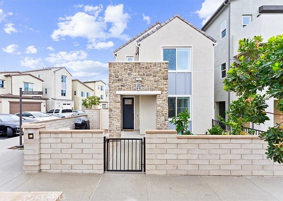 1st image of 511 Sparrowhawk Way