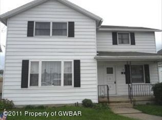 194 Main St, Dupont, PA 18641